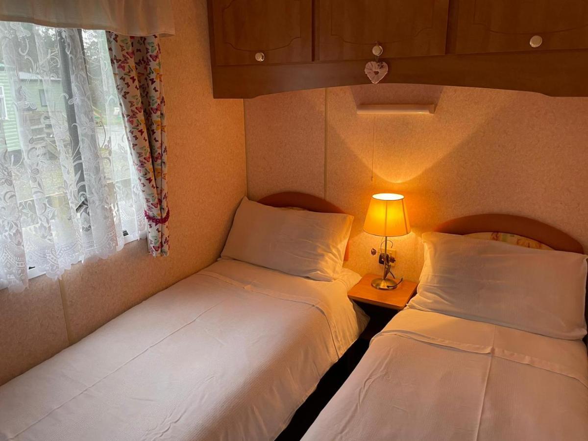 Вилла 38 Glenfinart Caravan Park Данун Экстерьер фото